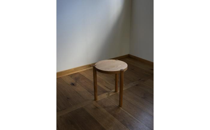 【受注生産】Side Table 04［丸］ チェリー/oil finish / テーブル サイドテーブル 机 デスク 家具 インテリア 木目調 ナチュラル おしゃれ デザイン ダイニング 寝室 / 恵那市 / ROYAL STAGE [AUEB052]