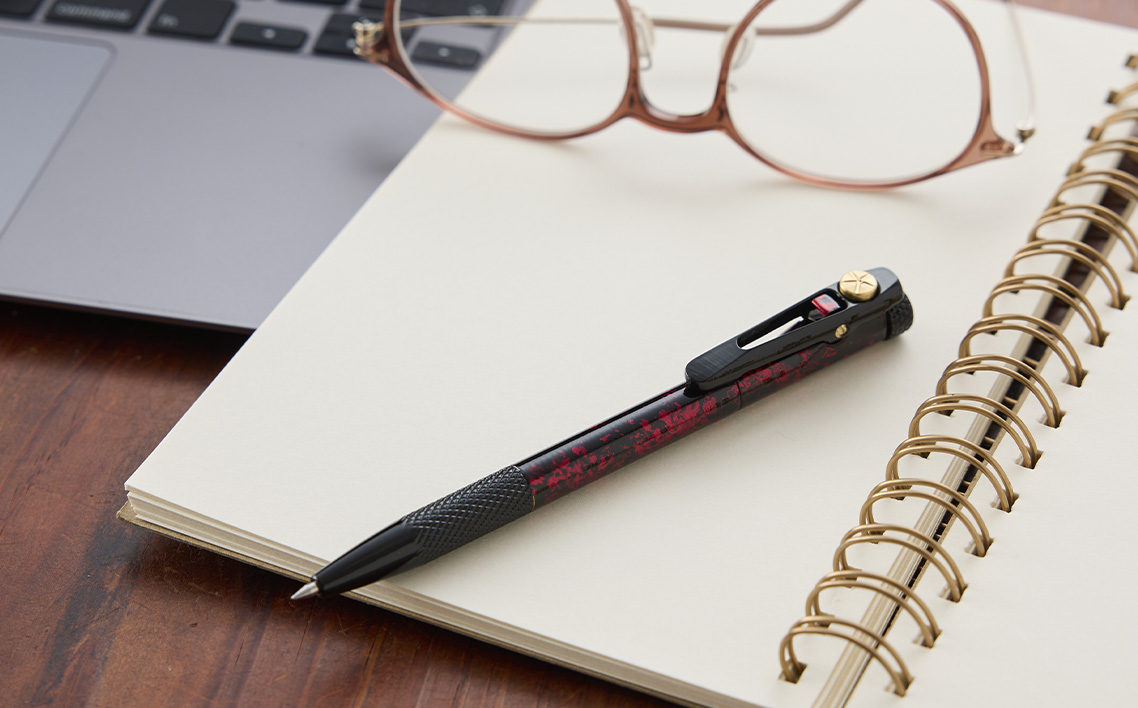 真鍮製 ボールペン ラップタイプ 【BOP-003】 [No.1158-03] ／ 真鍮ボールペン 真鍮ペン ブラスペン 高級ボールペン 日本製ボールペン 重いボールペン 経年変化 エイジング ツイスト式ボールペン ビジネス文具 デスク文具 ギフト文具 シンプルデザイン 替え芯対応 ジェットストリーム対応 長く使える筆記具 岐阜県