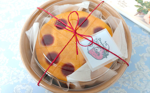 山県市産　美濃娘入り　なめらかチーズケーキ [No.792]