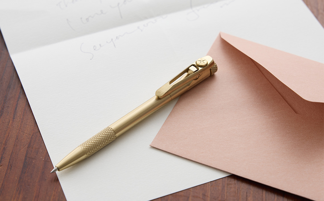 真鍮製 ボールペン 素地タイプ 【BOP-001】 [No.1158-01] ／ 真鍮ボールペン 真鍮ペン ブラスペン 高級ボールペン 日本製ボールペン 重いボールペン 経年変化 エイジング ツイスト式ボールペン ビジネス文具 デスク文具 ギフト文具 シンプルデザイン 替え芯対応 ジェットストリーム対応 長く使える筆記具 岐阜県