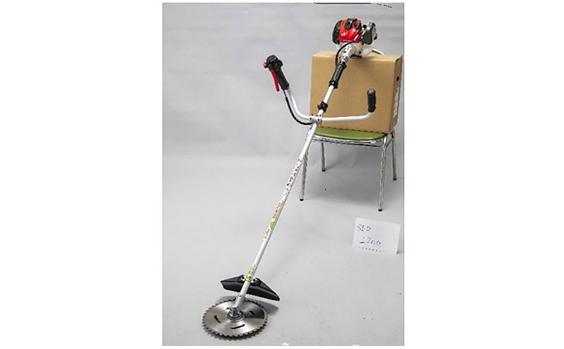 刈払機草刈機2300W 強いやつチップソー付 エンジン 草刈り 岐阜県 池田町