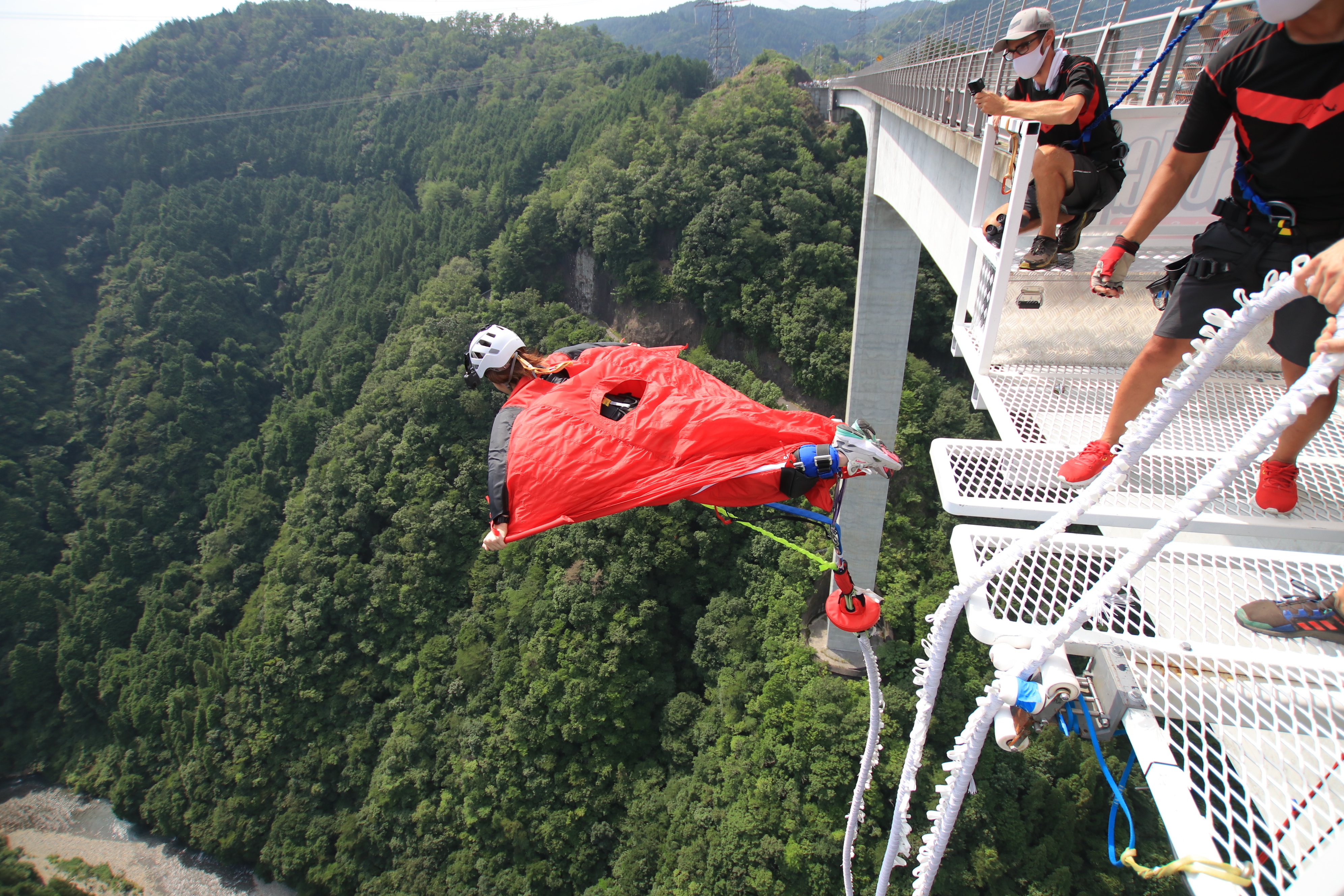 高さ215ｍ 日本一のバンジージャンプ 岐阜バンジー 6 000円割引券 Jalふるさと納税 Jalのマイルがたまるふるさと納税サイト