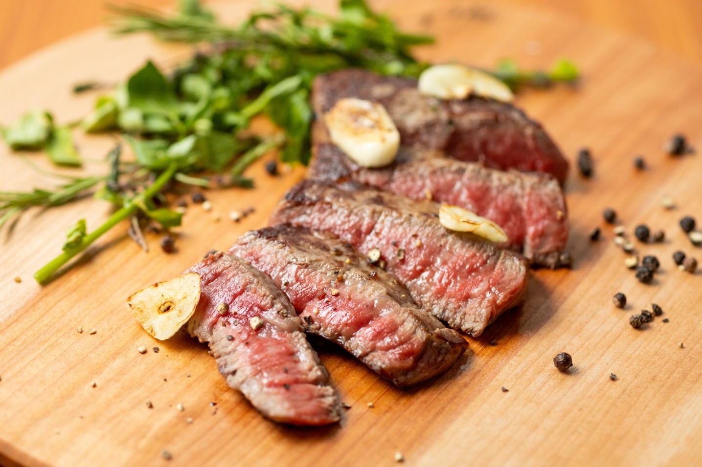  白川郷 飛騨牛 もも ステーキ 180g×2枚 牛肉 国産 もも肉 A4等級以上 A4 A5 等級 高山米穀 岐阜県 白川村 贅沢  赤身肉 冷凍 [S333] 