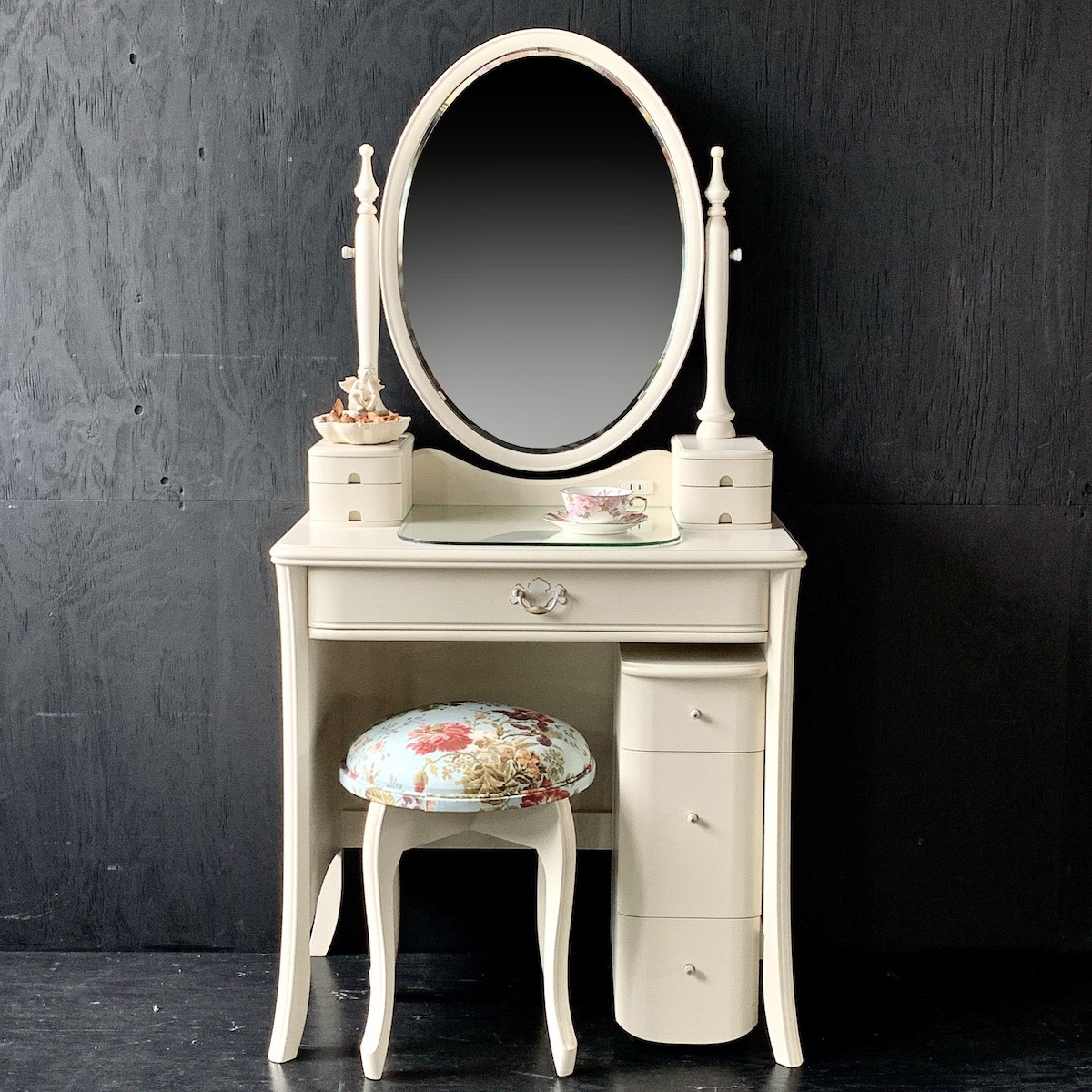 松永工房 Continue ドレッサー アルバ オフィシャル限定品 ホワイトカラー クラシック エレガント インテリア アンティーク調家具 木製 鏡台 ミラー ねこ脚 ヘアメイク メイク コスメ アクセサリー 収納 カンティーニュ【配送不可：沖縄・離島】