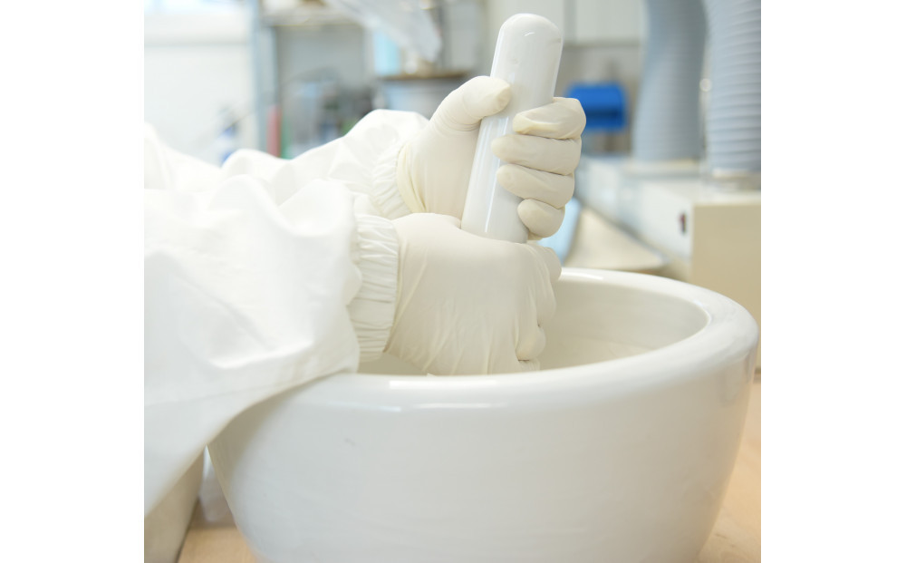 ご遺骨粉骨サービス