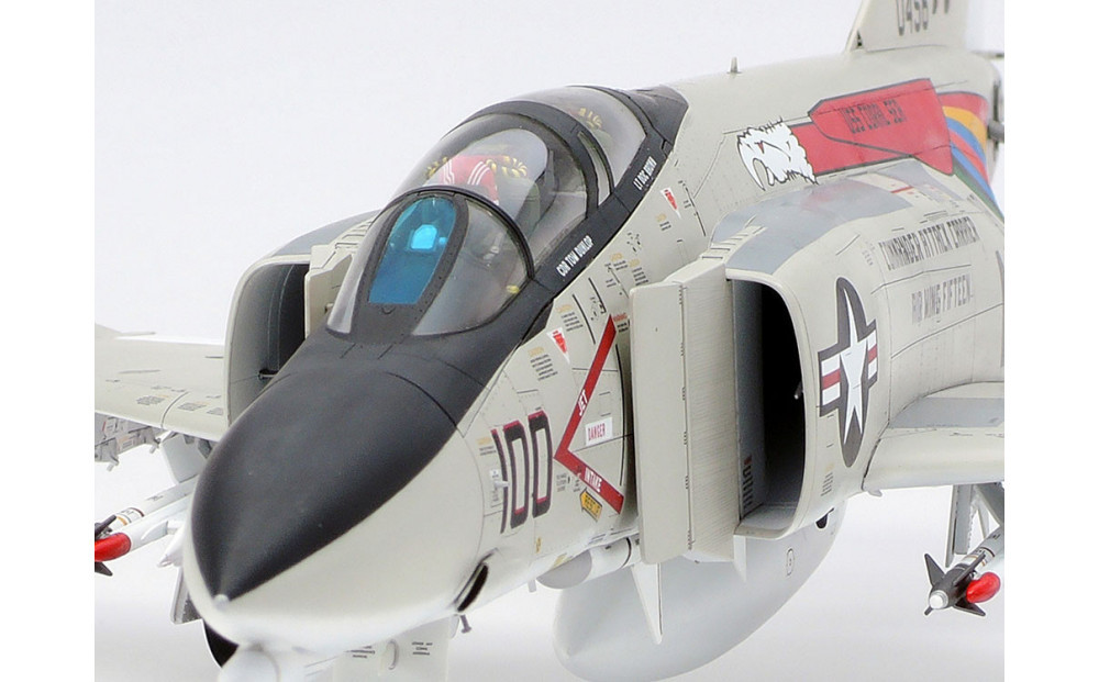 1/48 ãã¯ããã«ã»ãã°ã©ã¹ F-4B ãã¡ã³ãã II