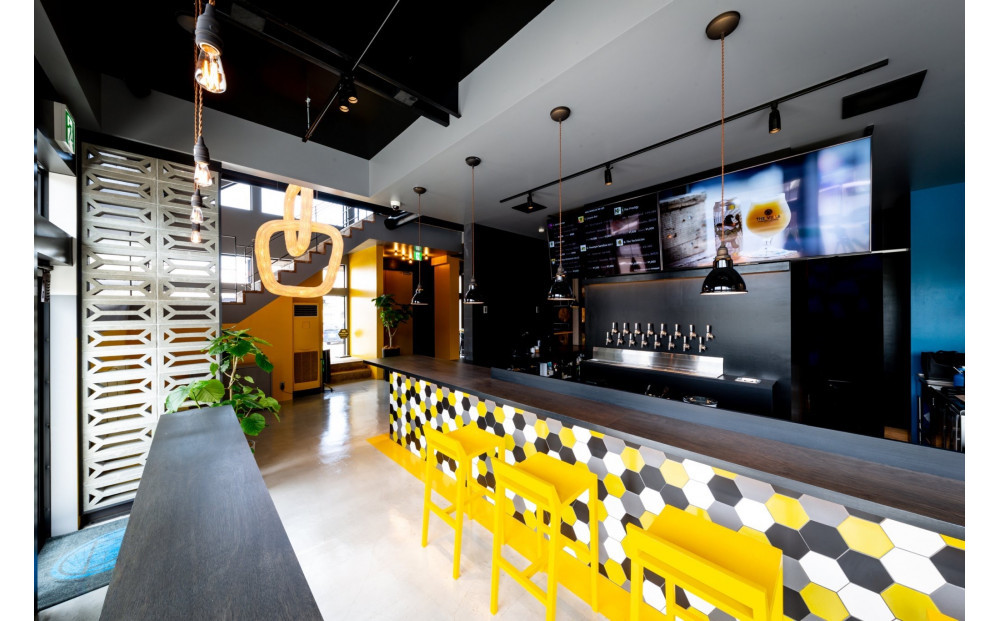 The Villa & Barrel Lounge 宿æ³ã¯ãŒãã³ã60,000åããã«ã¯ãªãŒã«æ³ãŸãã West Coast Brewing WCB ã¯ã©ããããŒã« è£å©åž å®¿æ³ ãã㫠芳å
æž©æ³