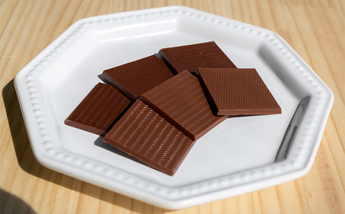 チョコレート 2箱セット（カカオ 72％ ピュアダーク 1箱・カカオ 60％ シルキーミルク 1箱）