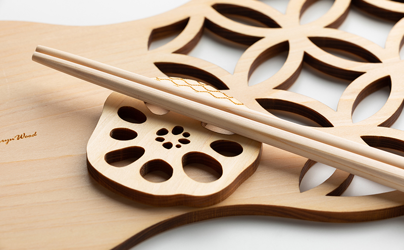 浜松天竜ひのき 折敷ウッドマット（七宝のはじまり）・箸・箸置きセット 各1×2セット ひのき ヒノキ 檜 木製ウッドマット 箸 箸置き セット 静岡 浜松市