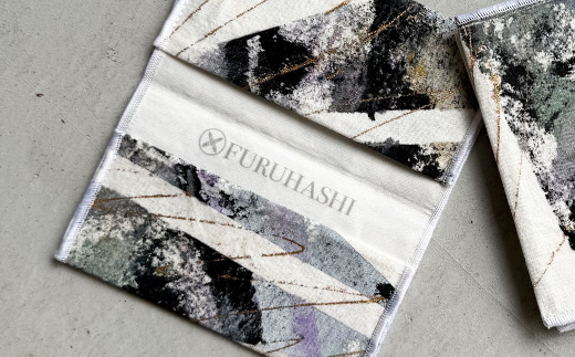 カードケース Weave wind- 吹く風に（ブラック × パープル）(裏地：ホワイト)　古橋織布 織物職人が作る上質な肌ざわりのカードケース 遠州織物 ユニセックス 男女兼用 1点物 ペイント おしゃれ シャトル織機 浜松市