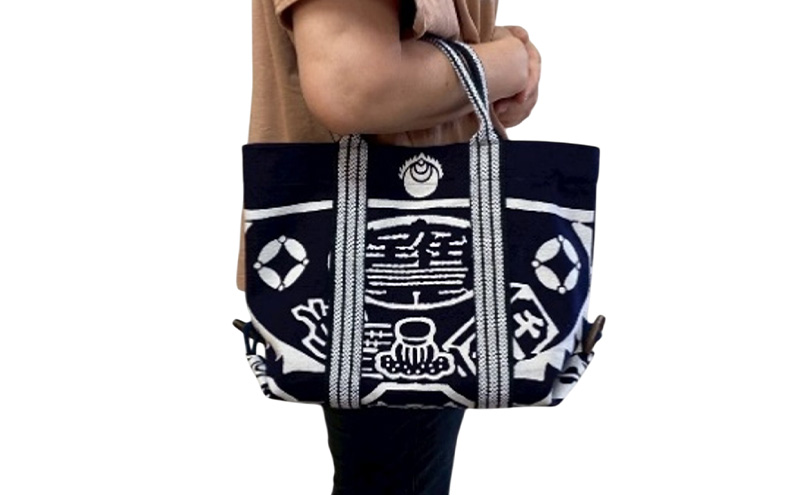 宝船柄帆前掛カバン ショルダー付き Mサイズ 山口屋染房 縁起物 本染 宝船柄 帆前掛カバン　ショルダー付き 2ウェイ 染物屋 祭り 法被 トートバッグ 舟形トートバッグ ショルダーバッグ 静岡 浜松市