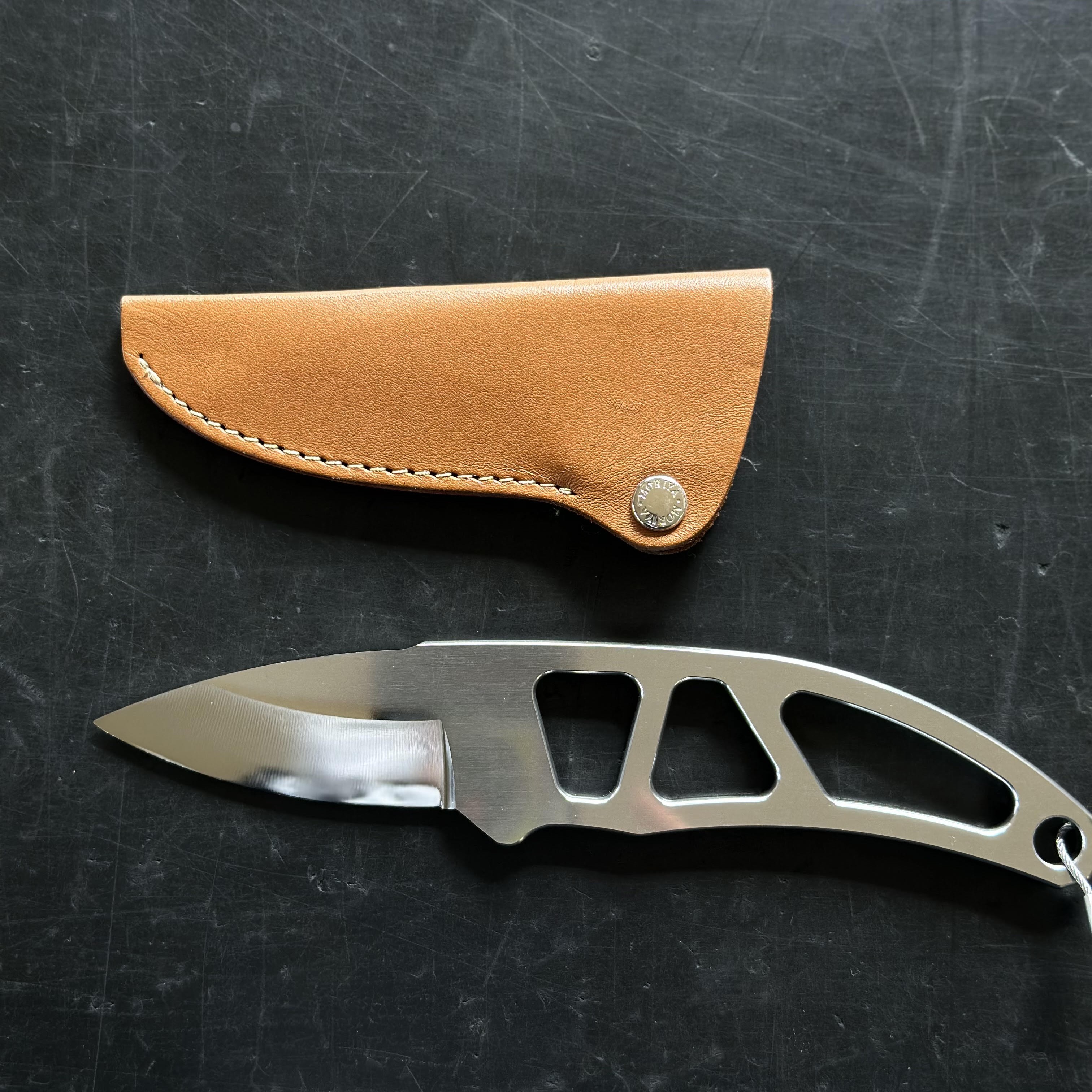 オリジナル シース ナイフ キャメル 『HAMONO-01』 キャンプ 薪割 薪割り ソロキャン アウトドア レジャー 用品 ASOBU