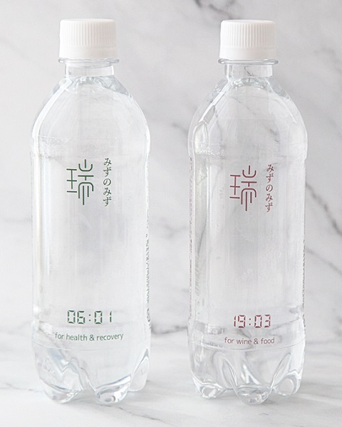 0012-79-01. みずのみず [19:03 for wine & food 500ml × 3本]  [06:01 for health & recovery 500ml × 3本] ギフトパッケージ