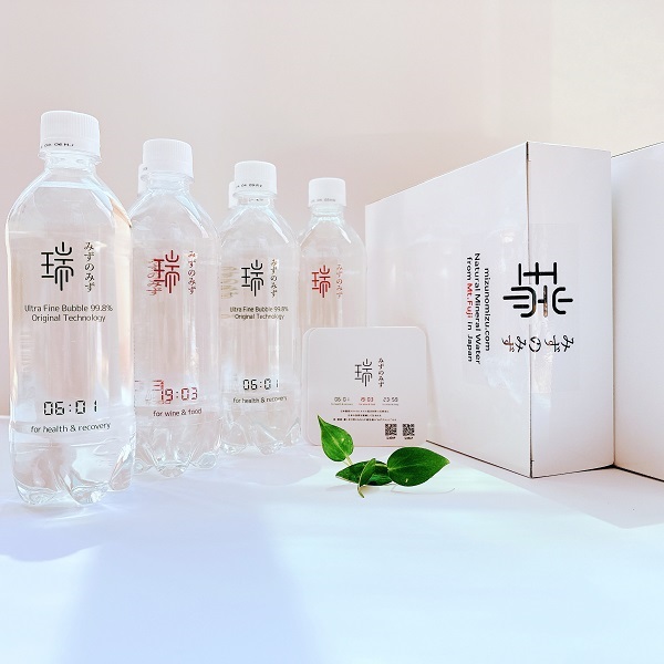 0016-79-01 みずのみず 「19:03 for wine & food」「06:01 for health & recovery」 500ml×各3本 ギフトパッケージ