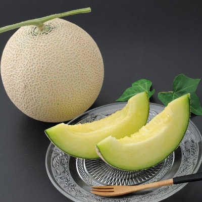 【2026年5月中旬より発送】食べ比べ 磐田市 クラウンメロン 白と山セット 約1.3kg×各1個【配送不可地域：離島・北海道・沖縄県】【1640741】