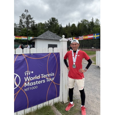 【初級者向け】世界マスターズランキングトップ10入りプロによるテニスパーソナルレッスン(1回分)【1706589】