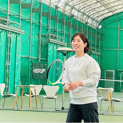 【初級者向け】世界マスターズランキングトップ10入りプロによるテニスパーソナルレッスン(1回分)【1706589】