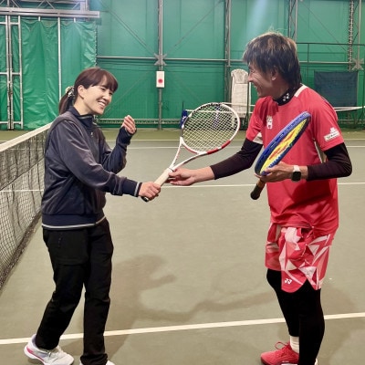 【初級者向け】世界マスターズランキングトップ10入りプロによるテニスパーソナルレッスン(1回分)【1706589】