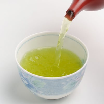 世界農業遺産　静岡の茶草場農法　掛川茶深むし茶・伝承　100g袋×5本【配送不可地域：離島・沖縄県】【1090610】