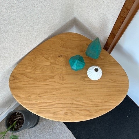 サイドテーブル 机 テーブル 無垢材 家具 おしゃれ 人気 おすすめ 新生活 一人暮らし 国産 栗の木 栗材 インテリア 木製 藤枝家具 遊木舎 サイドテーブルM