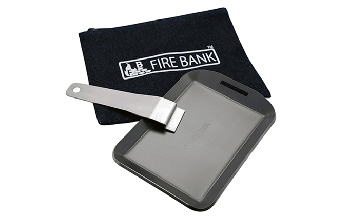FIRE BANK 極厚鉄板 黒鉄パン 黒皮 4.5mm キャンプ バーベキュー  ソロキャンプ  コンロ バーナー アウトドア 登山 人気 厳選 袋井市 アウトドア用品 キャンプ用品 調理グッズ 日本製 焚き火調理 直火 収納袋 ベランピング BBQ