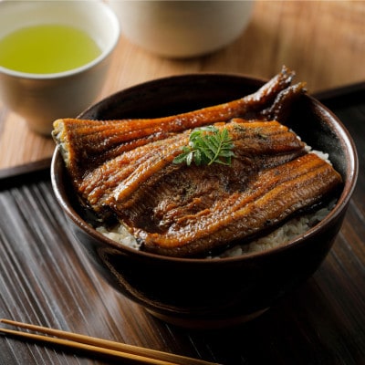 【浜名湖産 鰻】うなぎ蒲焼 約150g×2尾[かわべのうなぎ][産地直送][冷凍]【配送不可地域：離島】【1664744】