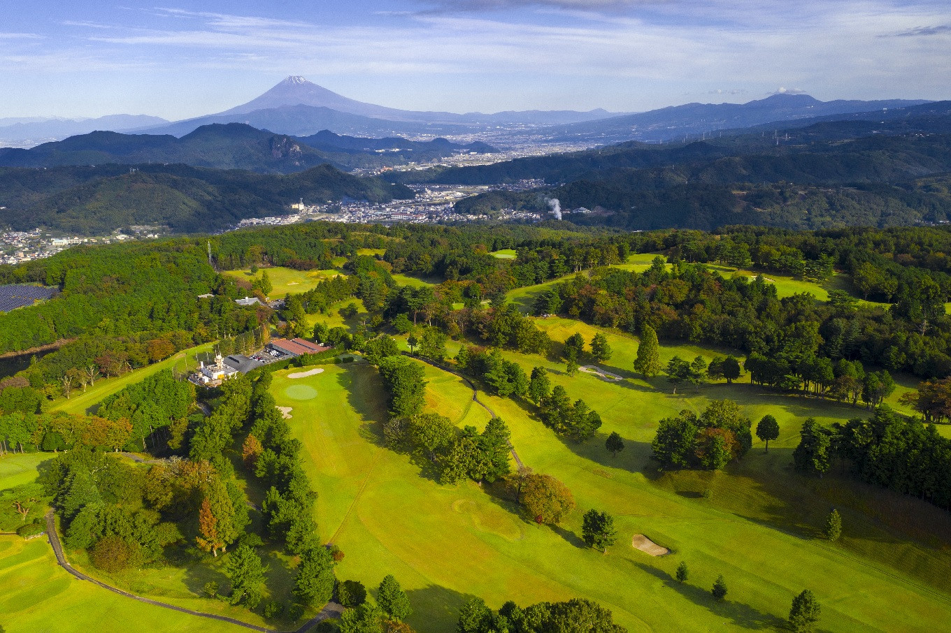 修善寺カントリークラブ ゴルフプレー券 土日１組（４名まで） 【ゴルフ コース ゴルフ場 ゴルフコース 利用券 プレー券 チケット 静岡県 伊豆市 静岡 伊豆 修善寺カントリー】15-002