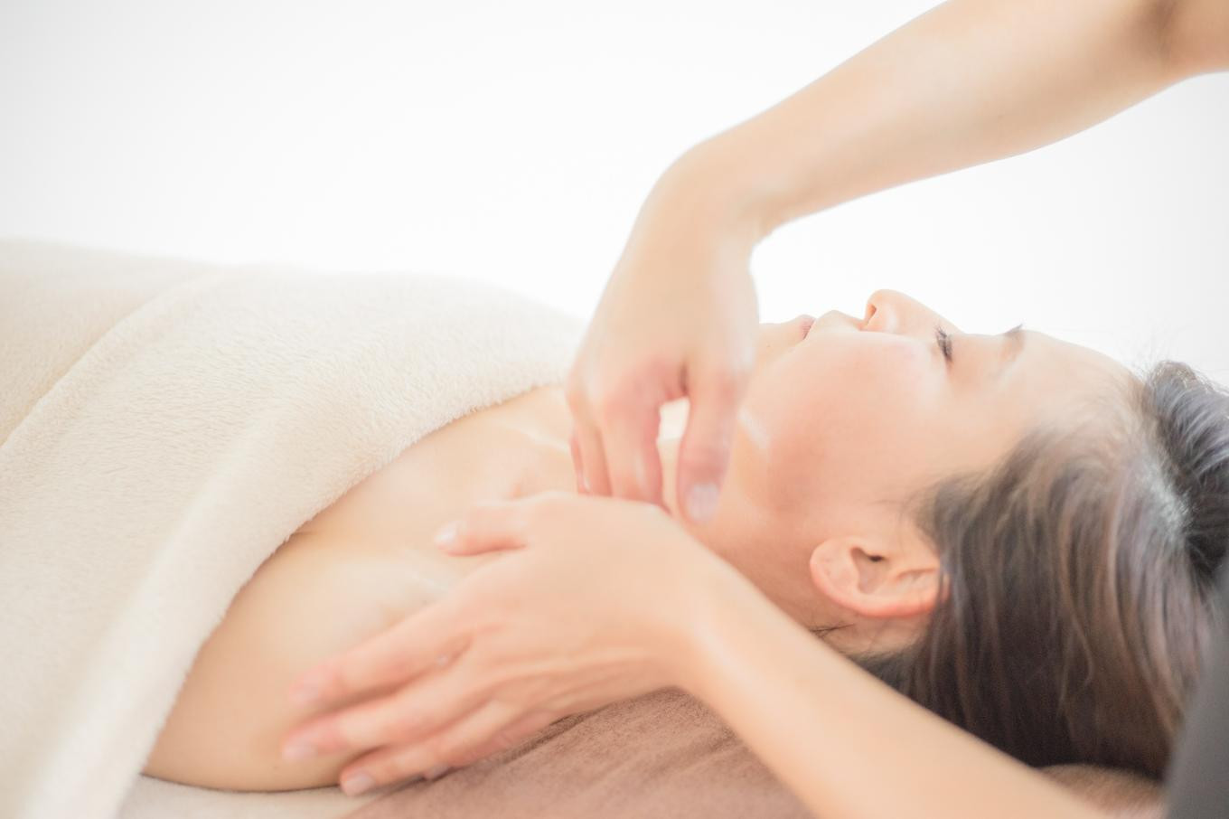 ãèªç¶çæ³ãµãã³ãã¢ã¶ãçœã³ãã®èã䜿çšããããã æµŽïŒãã§ã€ã·ã£ã«ãšã¹ã60åã³ãŒã¹ /ã¢ãã ã¢ãããããµãŒãž ãªã©ã¯ãŒãŒã·ã§ã³ ã¢ããã»ã©ã㌠ã¹ãã¬ã¹è§£æ¶ ãããµãŒãž ãªãã¬ãã·ã¥ èªç¶çæ³ ã»ã©ã㌠ãšãã»ã³ã·ã£ã«ãªã€ã« ããªãŒãã¡ã³ã ãªãŒã¬ãã㯠粟油 ãšã¹ã ãããã¯ã¹ ããã æµŽ ãªã©ãã¯ã¹ ã³ã çœã³ã ãªã€ã« äŒè± é岡 ãã¢ã¶ é¡ ãã§ã€ã¹ 枩掻 /044-003