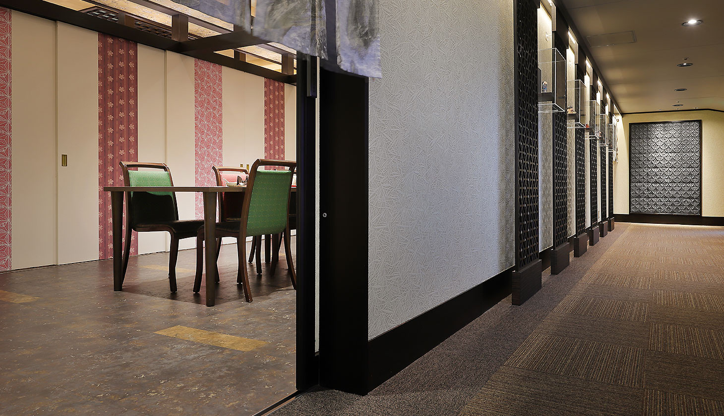 修善寺 〇久旅館 宿泊券 平日 ２名様１室 （〇久スイート・１泊２食付） 【温泉 温泉宿 旅館 ホテル 旅行 旅行クーポン チケット 静岡 伊豆 静岡県 伊豆市 】30-003