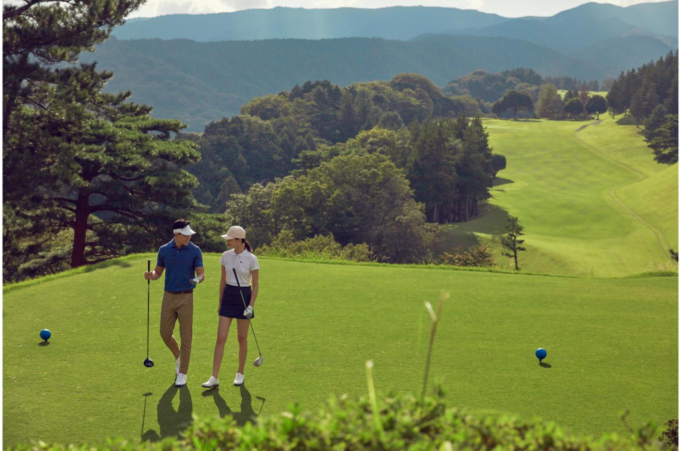 バラエティ 豊かな 18ホール ラフォーレ 修善寺 ・カントリー クラブ ゴルフプレー券 土曜日 2名様 【静岡県 伊豆市ゴルフ 体験 ゴルフコース プレイ チケット 利用券 クーポン券 静岡 伊豆四季 ラフォーレ 修善寺 カントリー クラブ お得 18ホール 満喫 リゾートゴルフ リゾート 】 D-15