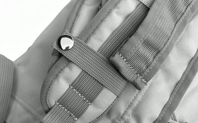 【グレー】【撥水/大容量】3WAYスクエアボストンリュック 2色 ブラック グレー ショルダー バッグ リュック リュックサック ボストン 手持ち 3WAY アウトドア 35L ゴルフバッグ プレゼント 誕生日 お祝い 送料無料 撥水 便利 快適 かっこいい オシャレ ユニセックス 男女兼用 静岡県 牧之原市 REVOLLA