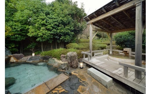 奈良偲の里　玉翠　30000円　宿泊　補助券　（ベストオブ　ベストレート　）E004／チケット　静岡県　東伊豆町