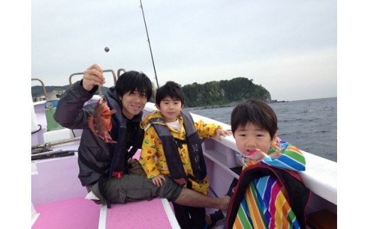 初心者歓迎　手ぶらでＯＫ　船釣り体験　利用券　E007／晃山丸　貸切　釣り船　フィッシング　静岡県　東伊豆町