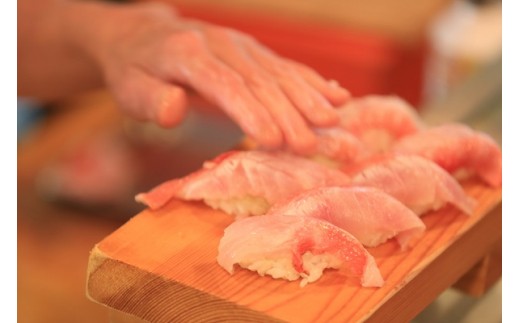 稲取温泉 魚八寿し 食事 補助券 6枚 C009 ／ チケット 寿司 すし 静岡県 東伊豆町