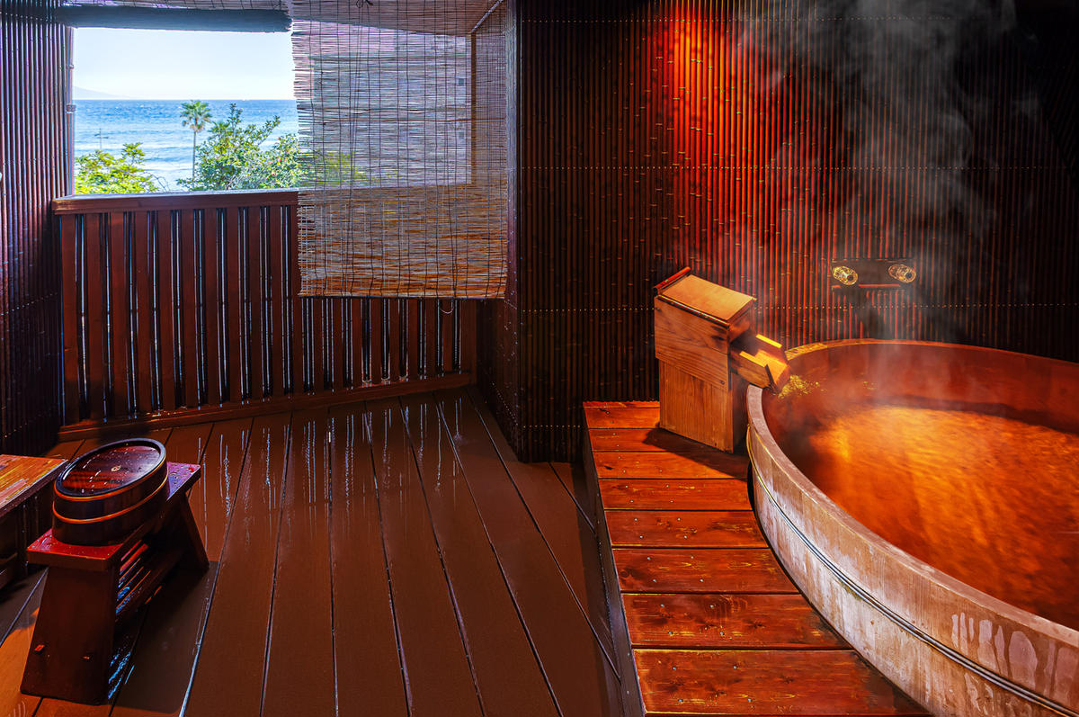 ãµããã®æ¹¯å®¿ãæ¹¯è±æºéã埡宿æ³åžãE002 ïŒãã±ãããé岡çãæ±äŒè±çº