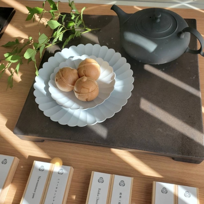 片菅 鈴香 最中 和菓子 つぶあん 10個入（贈答用 お土産 挨拶 お祝い 法要）1391 ／ 和菓子 片菅 KATASUGE 静岡県 東伊豆町