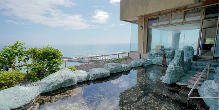 熱川館 日帰り温泉入浴券 1399 / チケット 利用券 温泉宿 静岡県 東伊豆町