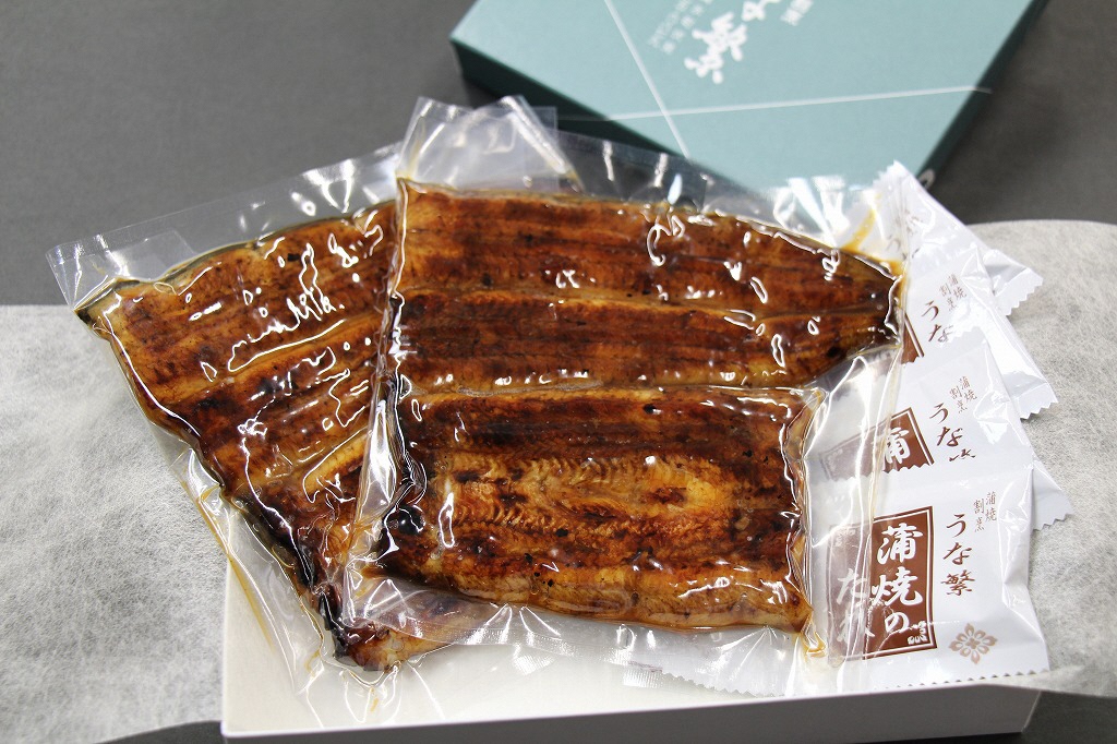 【定期便】全６回コース　蒲焼割烹うな繁　うなぎ蒲焼真空パック２人前