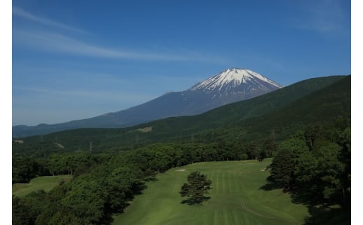 G27東富士カントリークラブ　ゴルフプレー利用券　２枚 【小山町内 ゴルフ場 共通利用券】