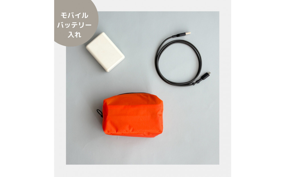 【オレンジ】ナイロン化粧ポーチ　内ポケット付き