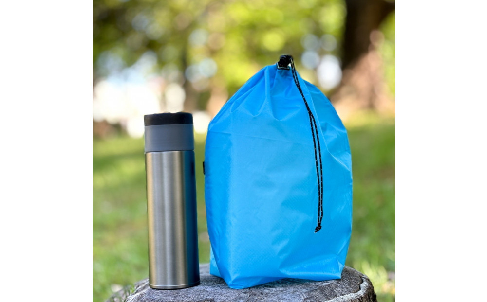 【L・5L・水色】 大きめナイロン巾着袋　スタッフバッグ　スタッフサック　バッグインバッグ　着替え袋