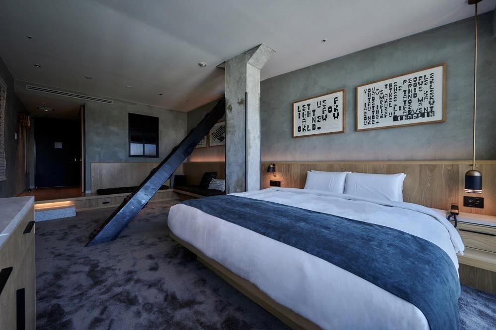 世界初！電波塔に泊まれる「THE TOWER HOTEL NAGOYA」 ペア宿泊券（1泊朝食付）