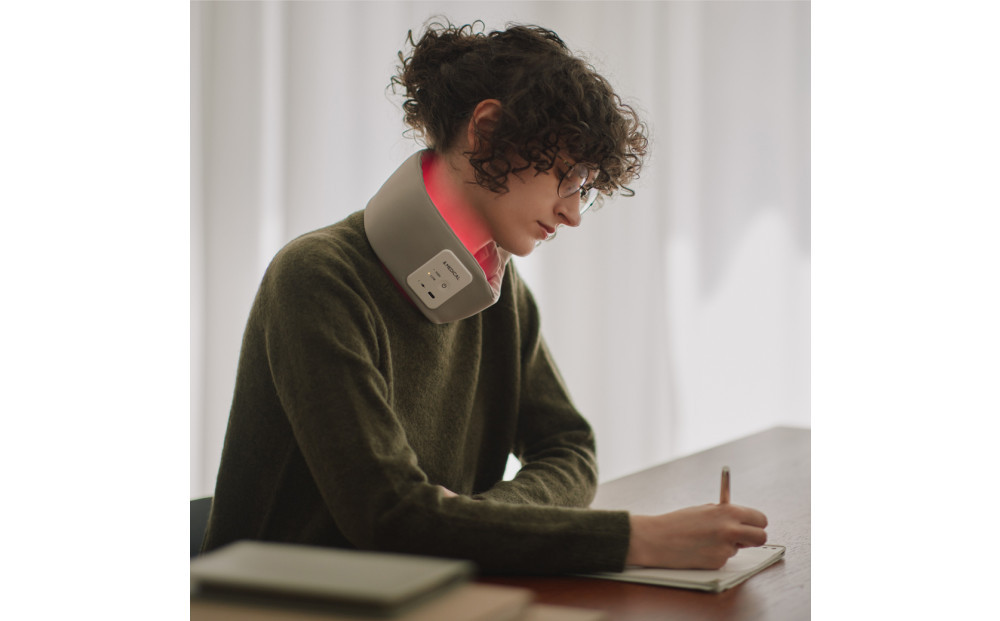 &MEDICAL LUMICARE neck