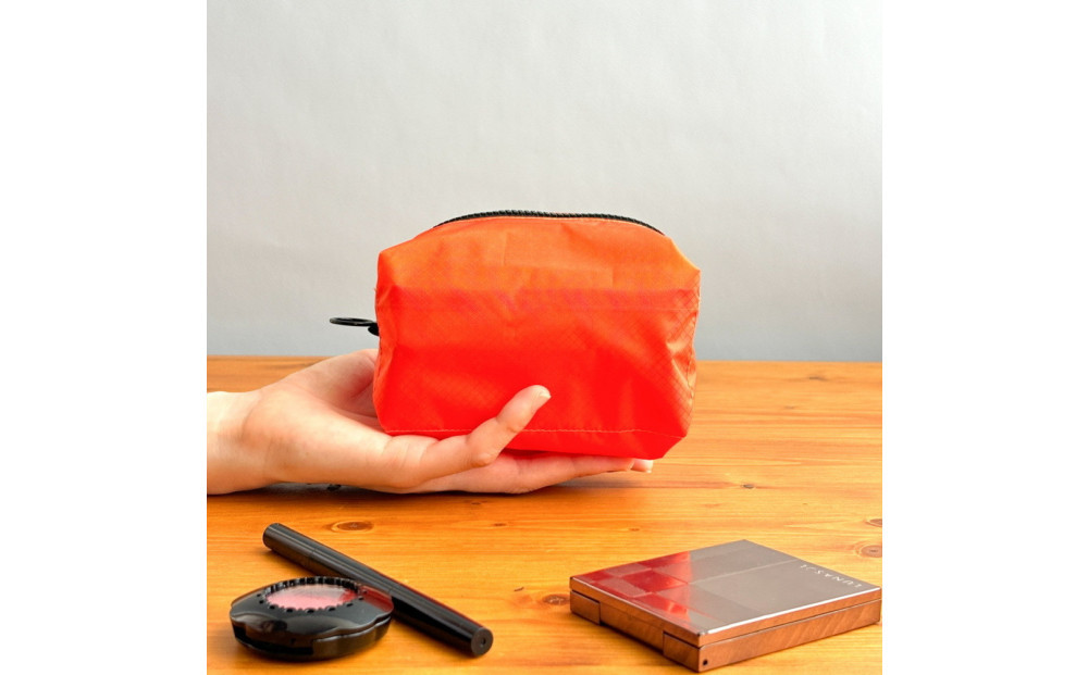 【オレンジ】ナイロン化粧ポーチ　内ポケット付き