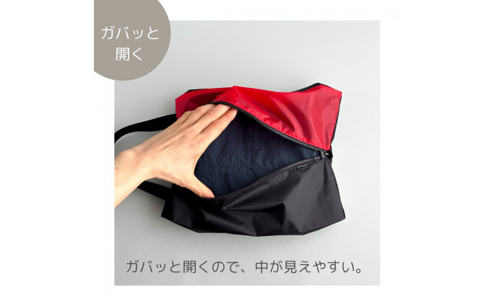 ãSãµã€ãºã»èµ€ãã¬ãããšéãïŒæ¥æ°Žãã€ãã³äžå±¥ãè¢ãã·ã¥ãŒãºã±ãŒã¹ãçæ¿ãå
¥ã