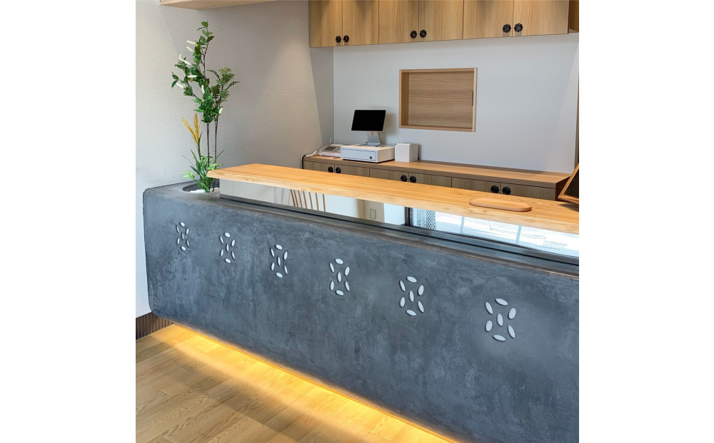 南知多産しらすをふんだんに使った「贅沢しらすむすび（10個入り）| おにぎり専門店 四代目お結び屋  冷凍おにぎり 産地直送