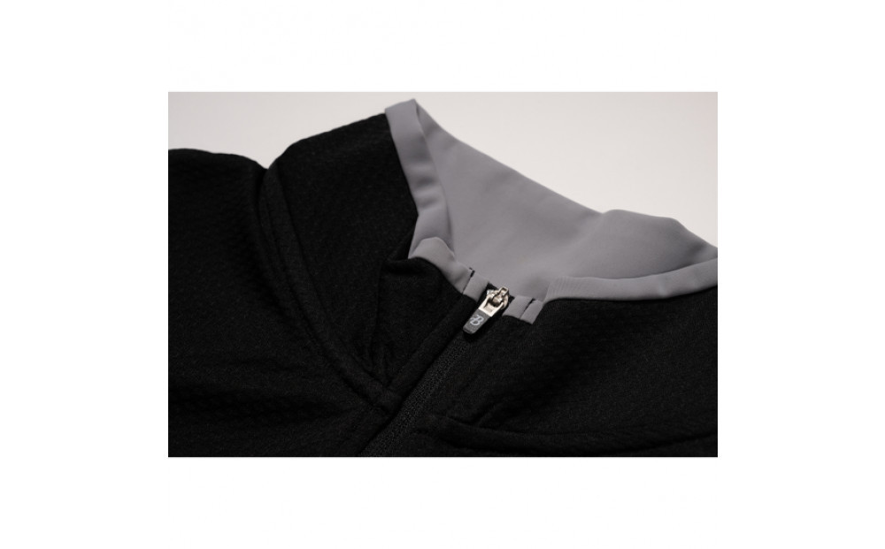 BUNCUREY　ゴルフウェア　ジップアップ半袖モックネック（BM23SS-02-008）グレー／サイズ4