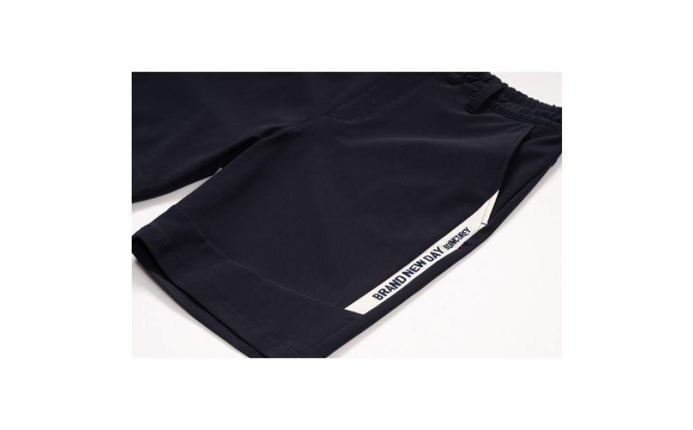 BUNCUREY　ゴルフウェア　ハーフパンツ（BM23SS-04-016）ネイビー／サイズ4