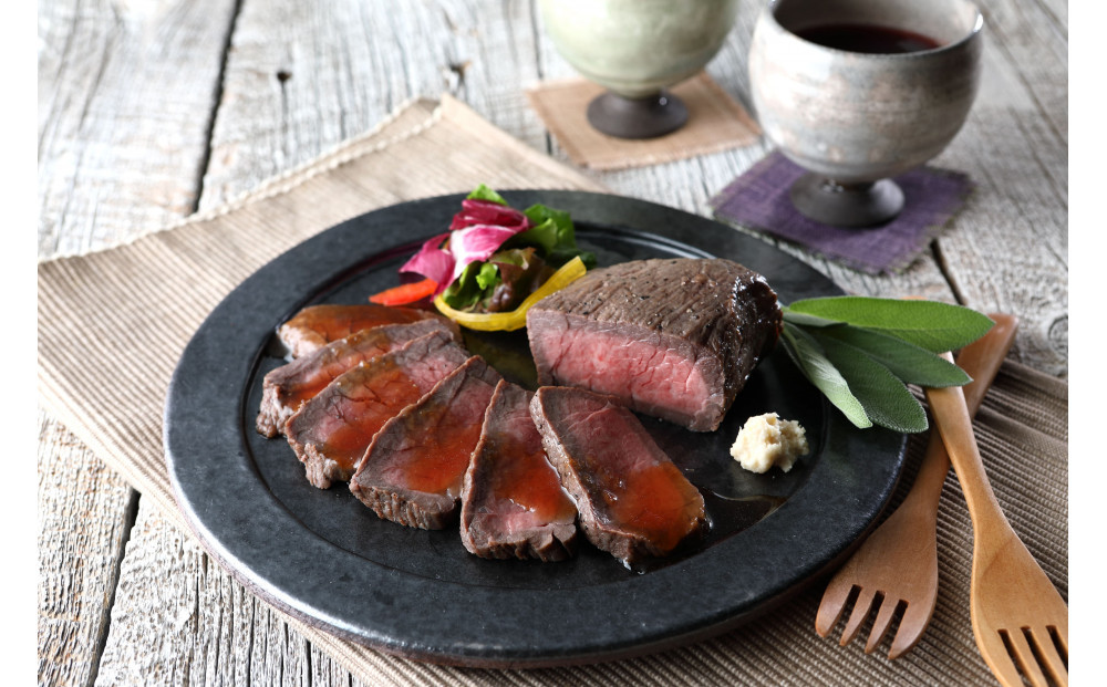 創業120余年　老舗精肉店　スギモト　黒毛和牛モモローストビーフ