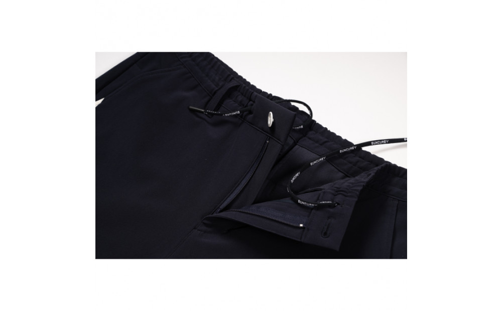 BUNCUREY　ゴルフウェア　ハーフパンツ（BM23SS-04-016）ブラック／サイズ5